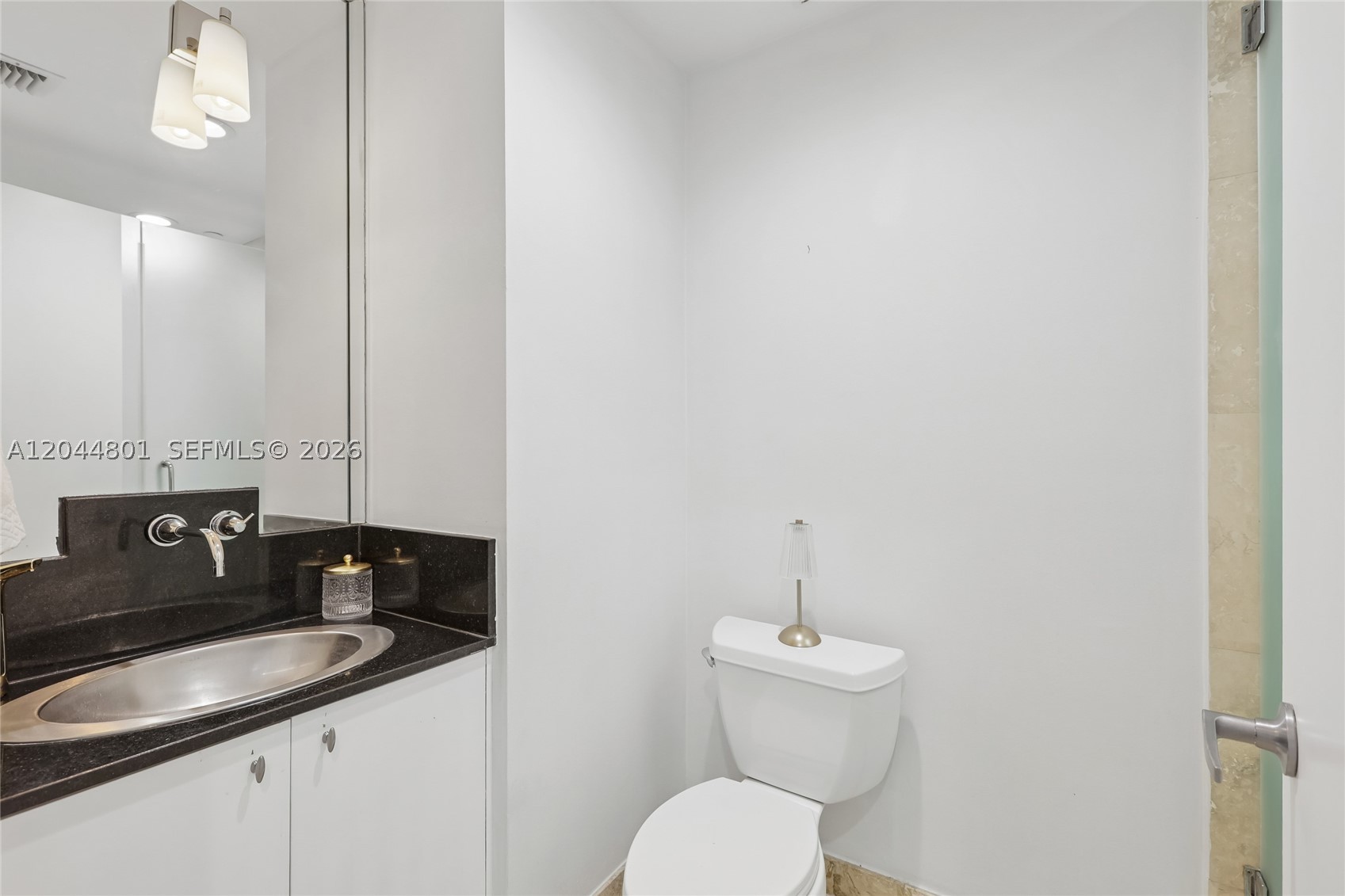 204 Washington Ave #13 Miami Beach, FL 33139