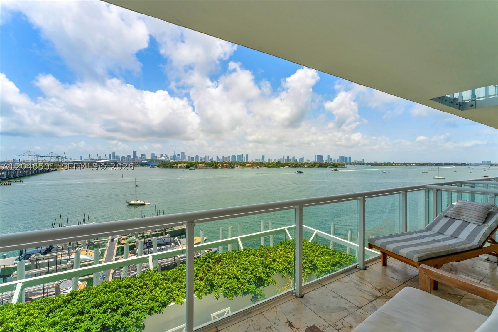 520 West Ave #604