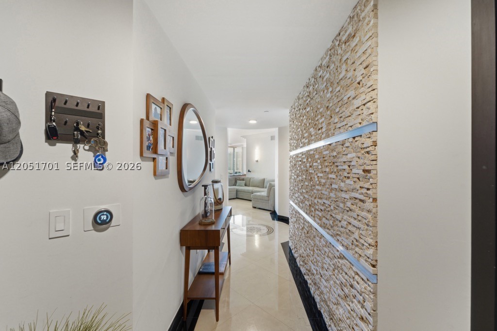 3131 NE 188th St #1-901 Aventura, FL 33180