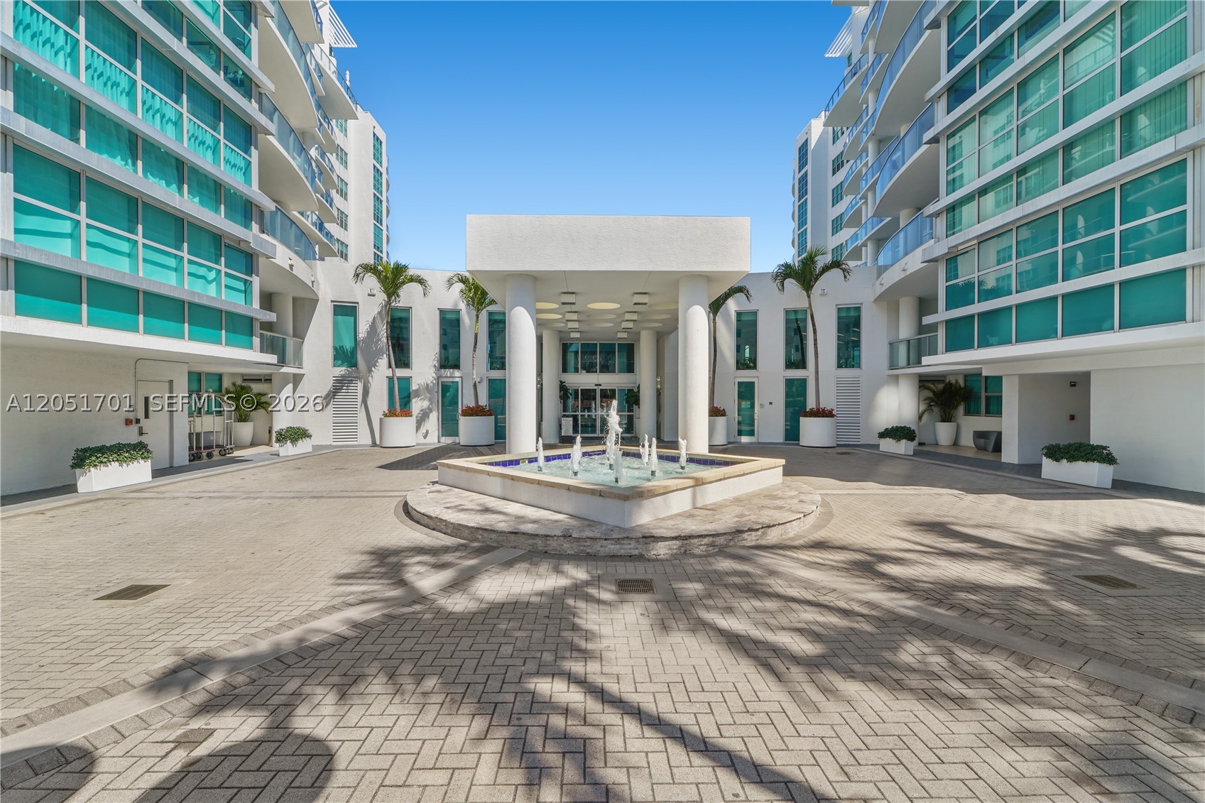 3131 NE 188th St #1-901 Aventura, FL 33180