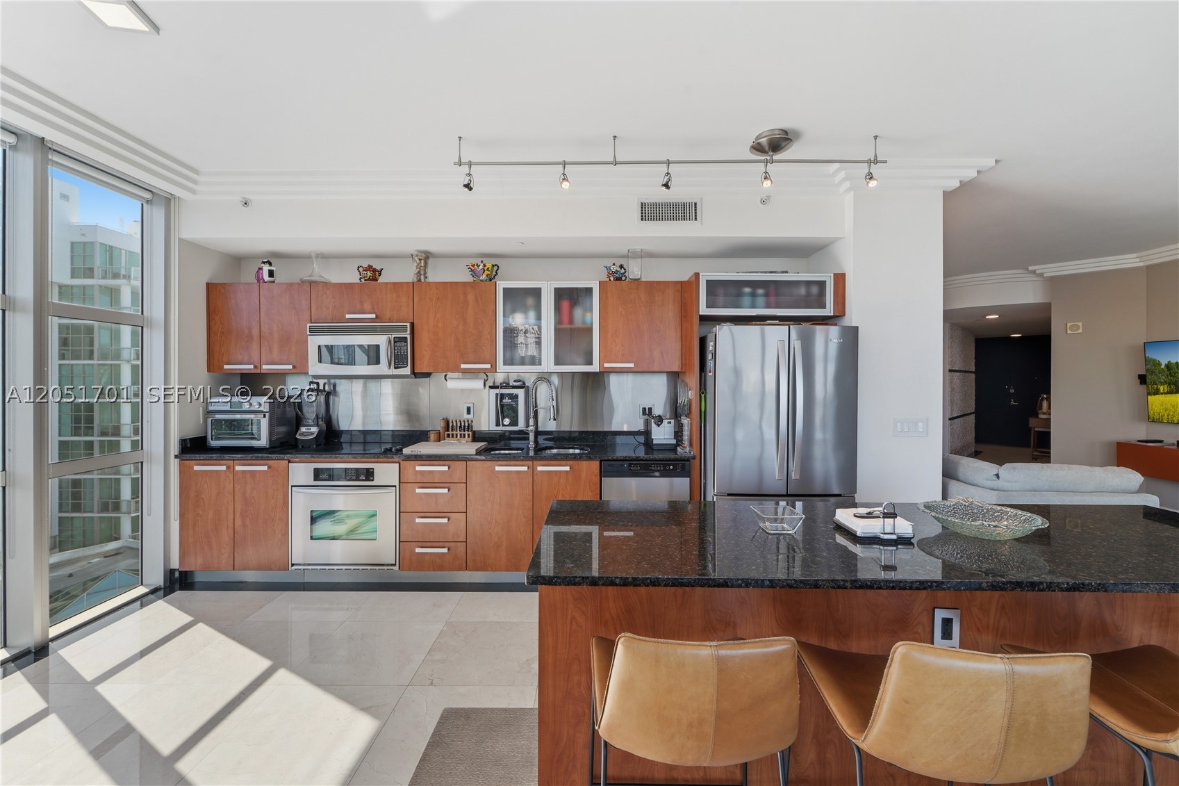 3131 NE 188th St #1-901 Aventura, FL 33180