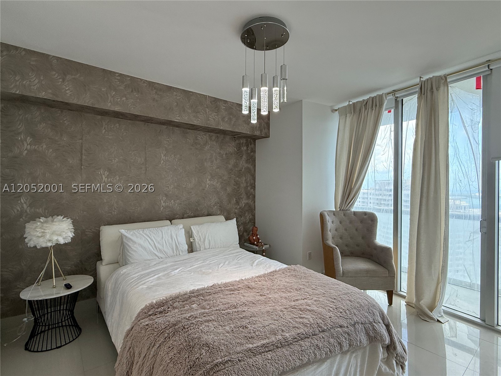 image Icon Brickell I12