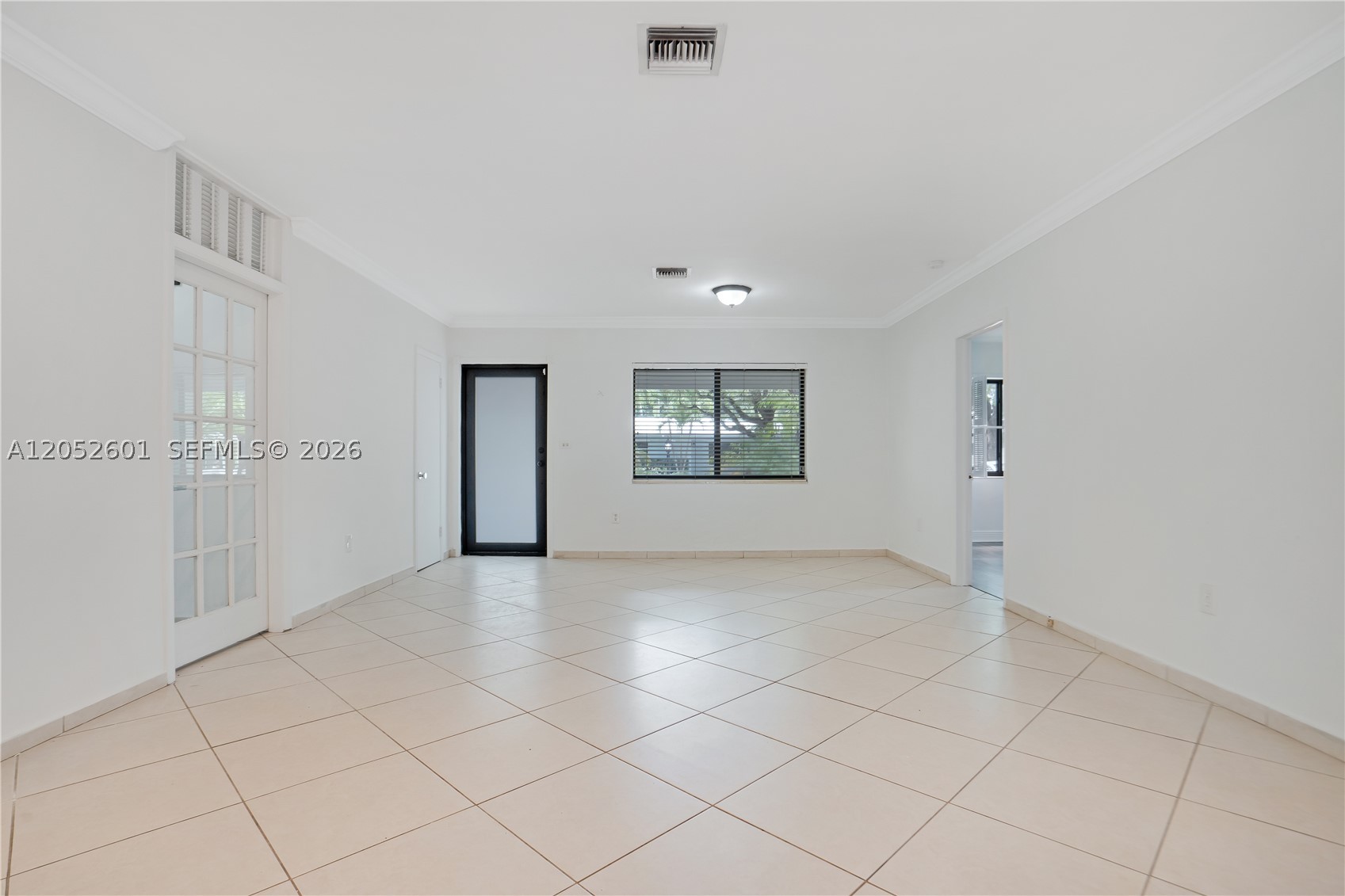 8045 SW 62nd Ct Miami, FL 33143