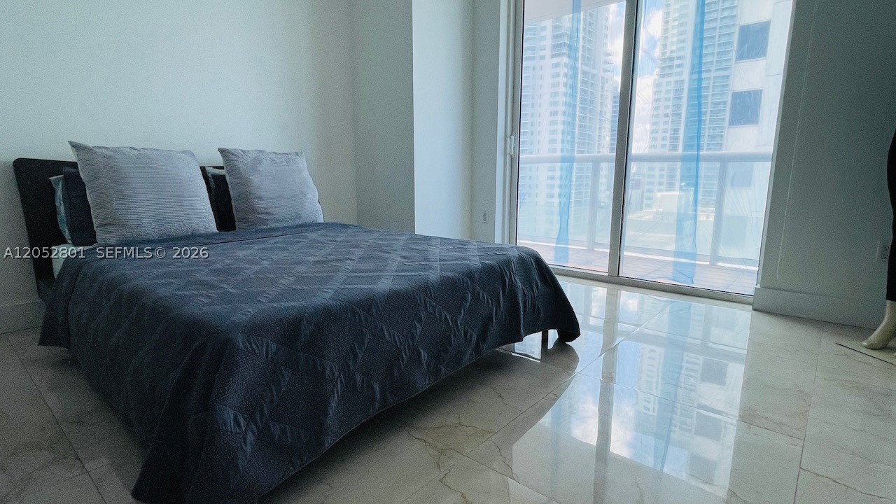 image 50 Biscayne18