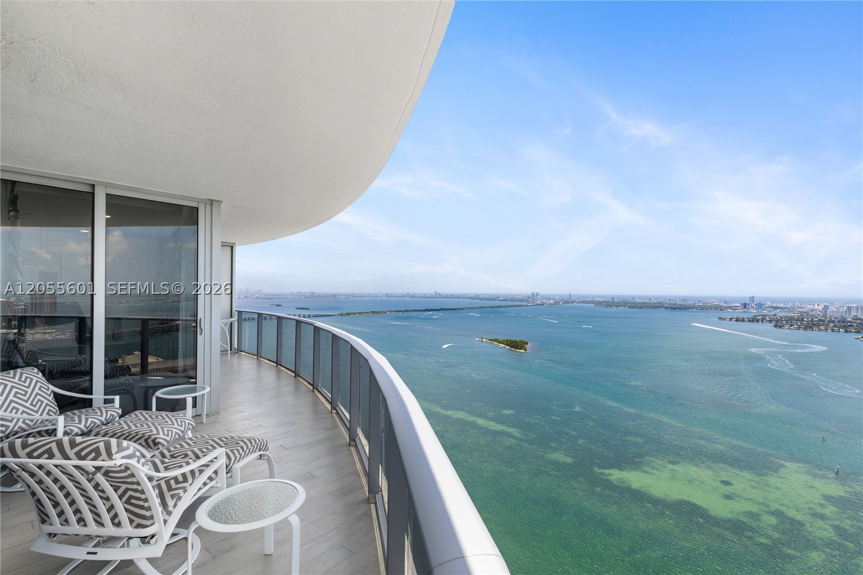 image Aria on the Bay26