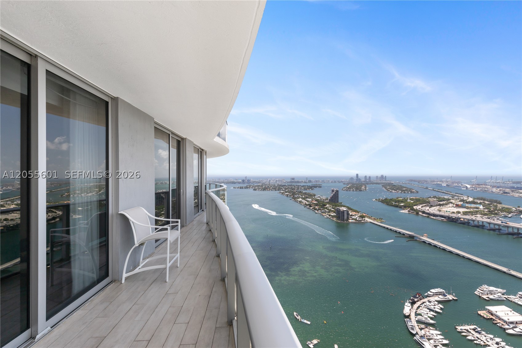 image Aria on the Bay2