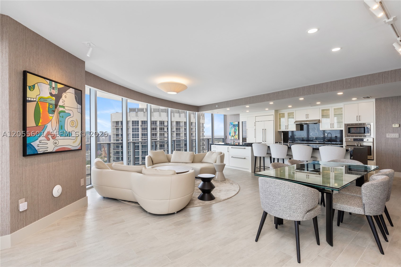 image Aria on the Bay33