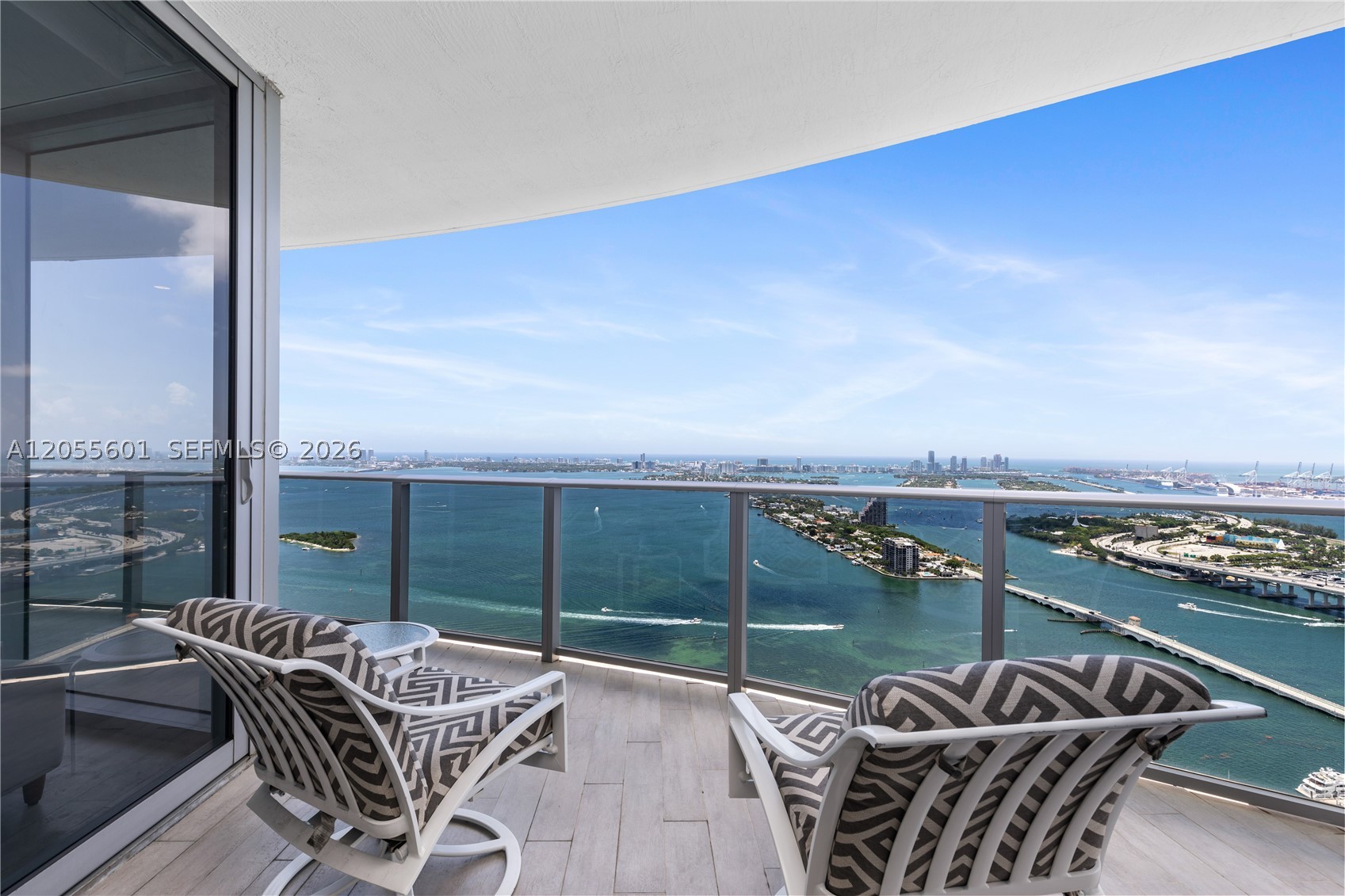 image Aria on the Bay49