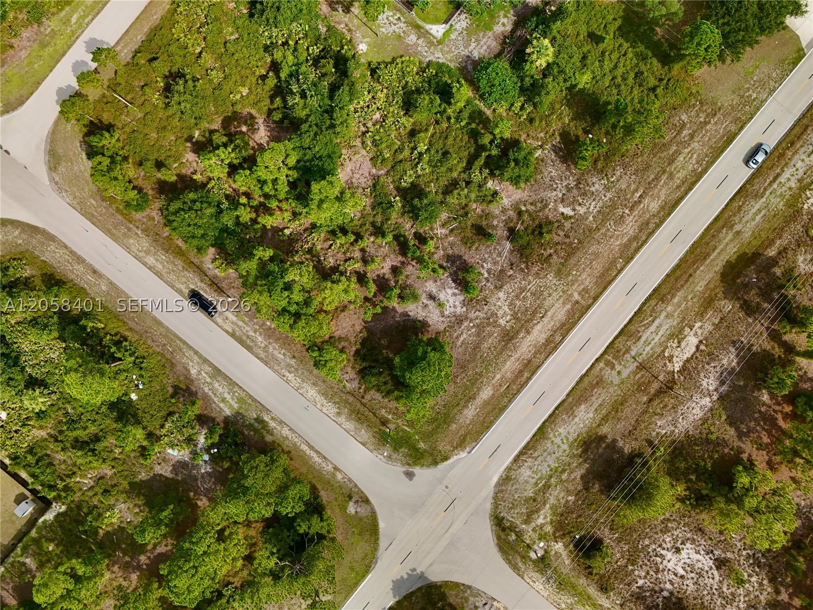 1041 Columbus Blvd Lehigh Acres, FL 33974