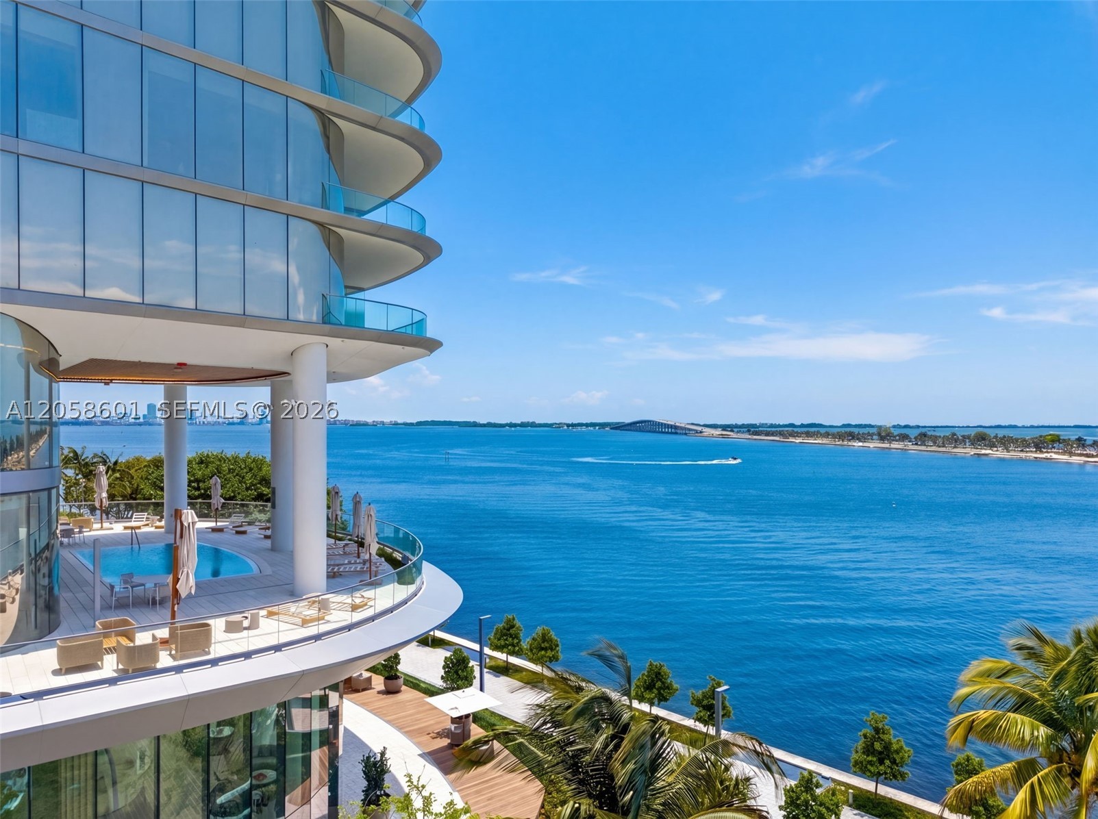 image Una Residences26