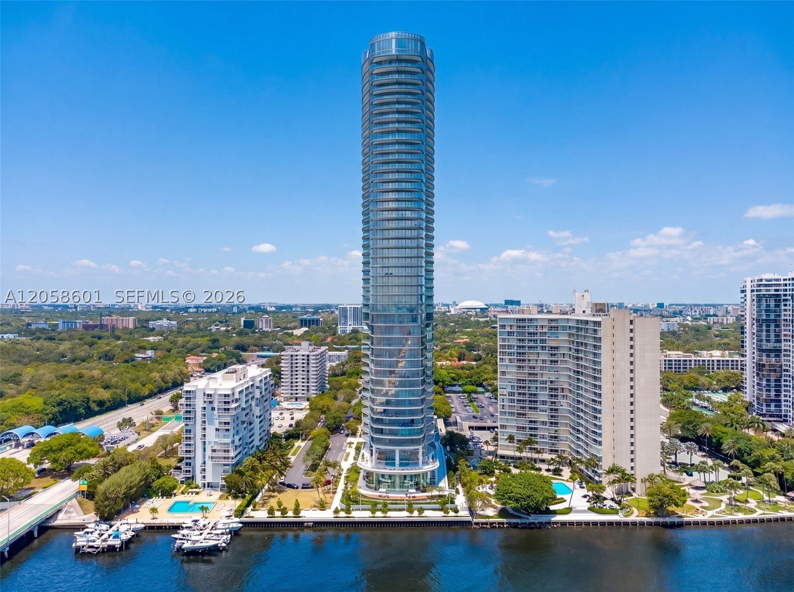 image Una Residences34