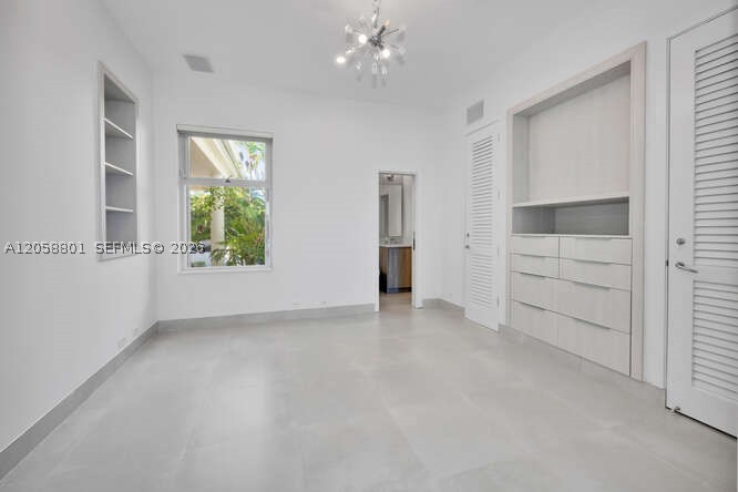 621 N Mashta Dr Key Biscayne, FL 33149