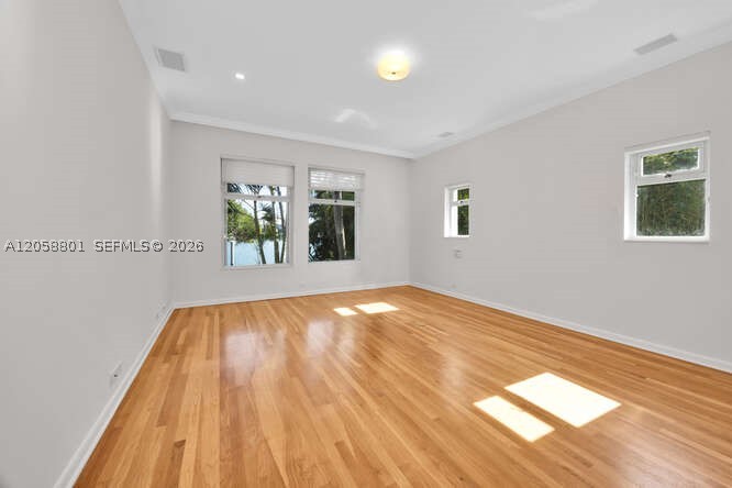 621 N Mashta Dr Key Biscayne, FL 33149