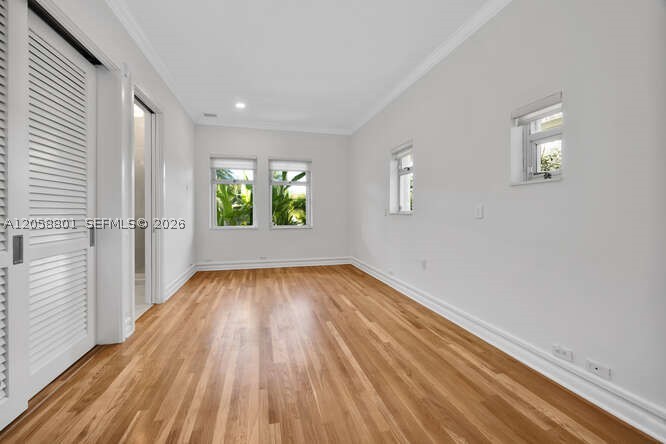 621 N Mashta Dr Key Biscayne, FL 33149