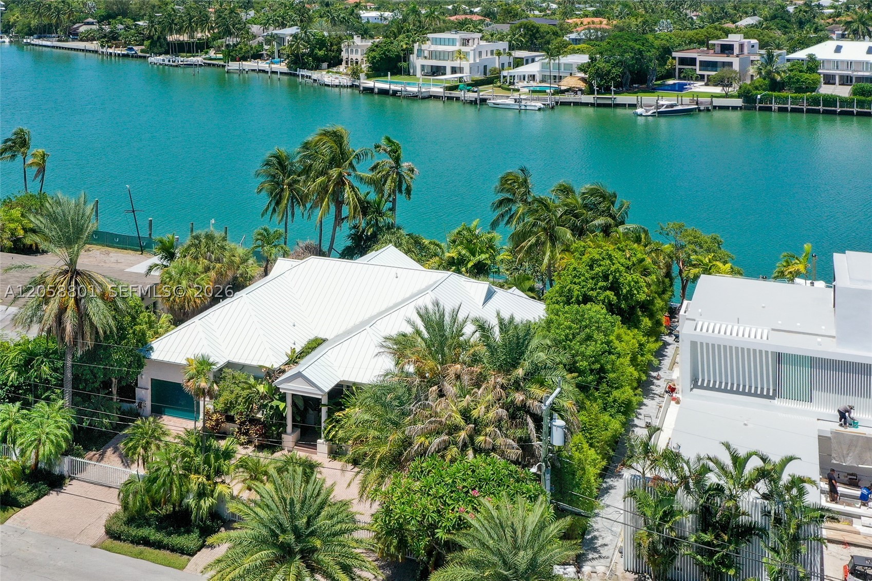 621 N Mashta Dr Key Biscayne, FL 33149