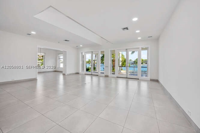 621 N Mashta Dr Key Biscayne, FL 33149