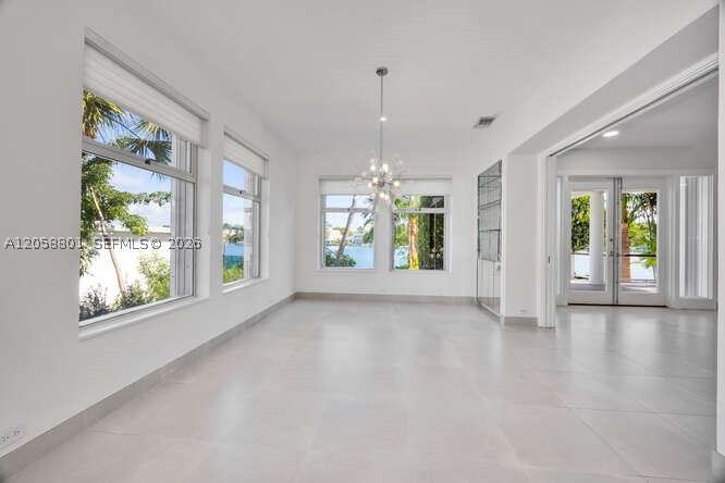 621 N Mashta Dr Key Biscayne, FL 33149
