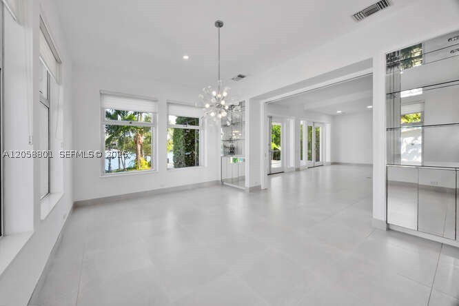 621 N Mashta Dr Key Biscayne, FL 33149