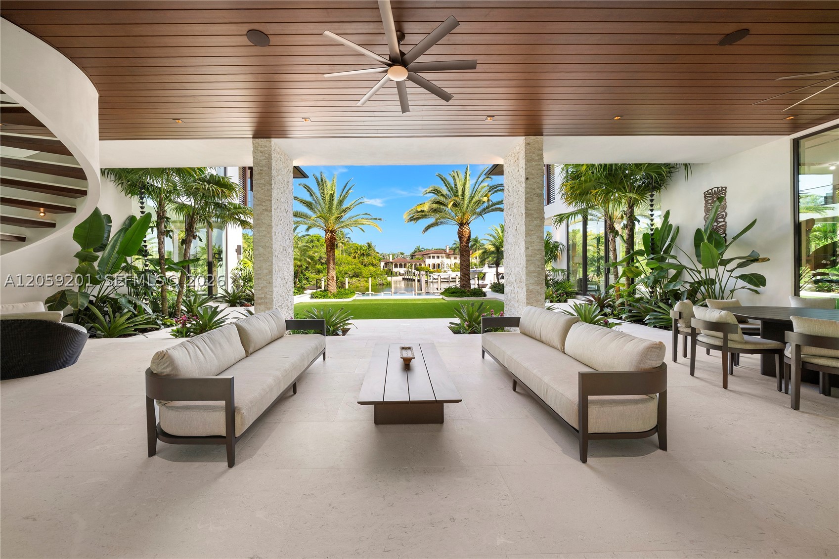 641 Leucadendra Dr Coral Gables, FL 33156