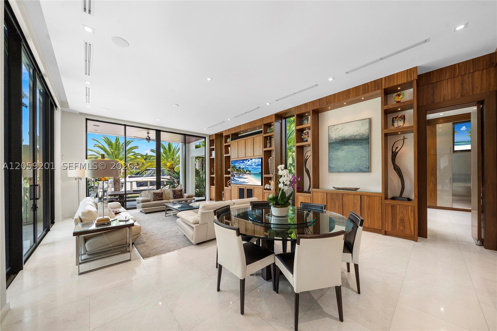 641 Leucadendra Dr Coral Gables, FL 33156