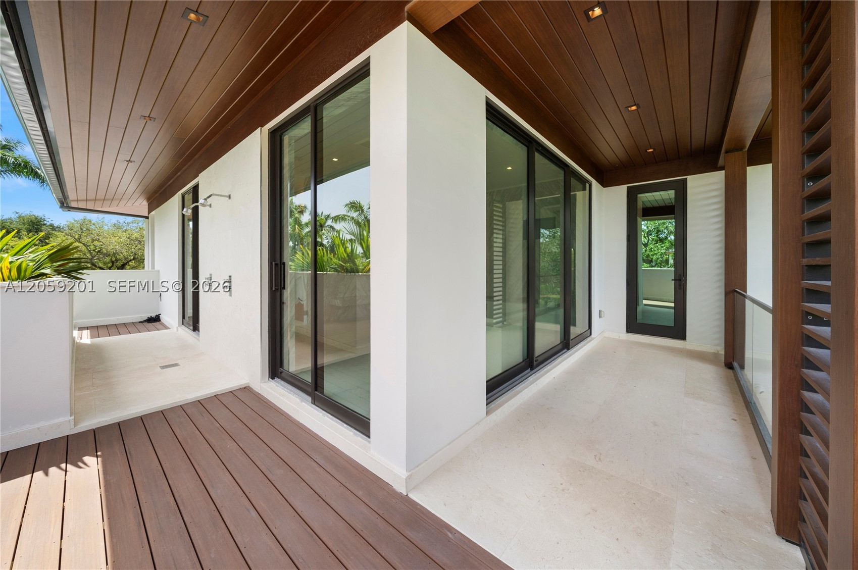 641 Leucadendra Dr Coral Gables, FL 33156