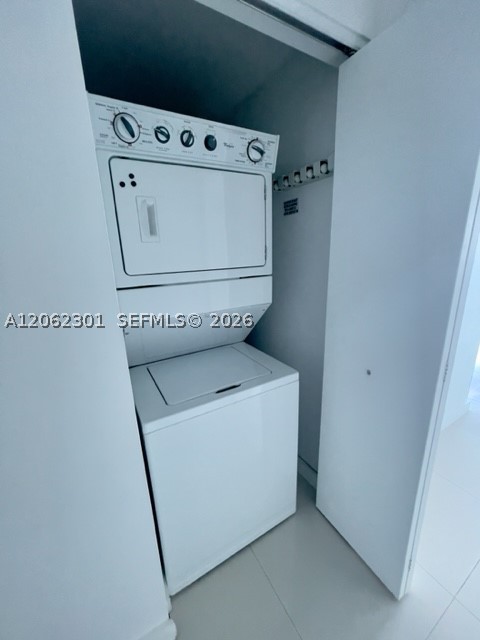 image Infinity at Brickell9