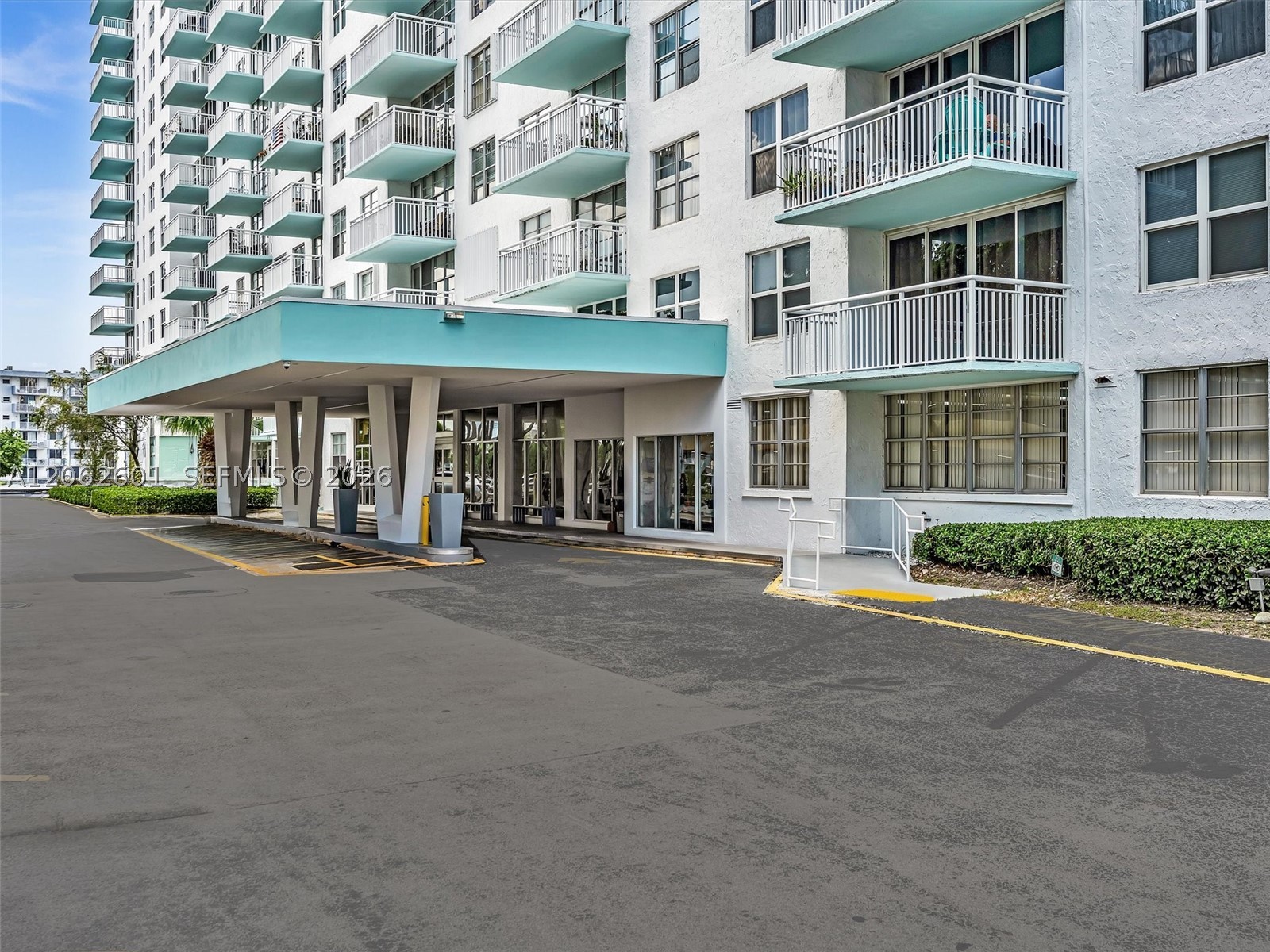 image Winston Towers 50050