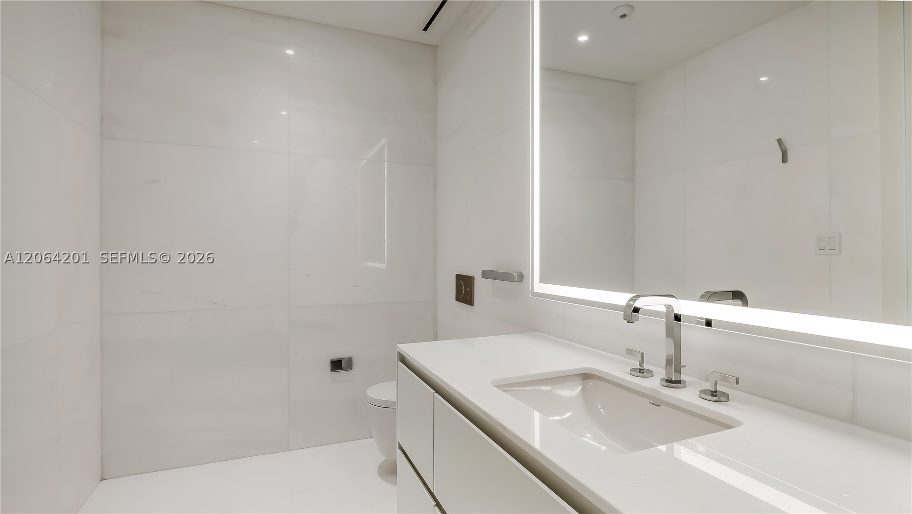 image Aston Martin Residences15
