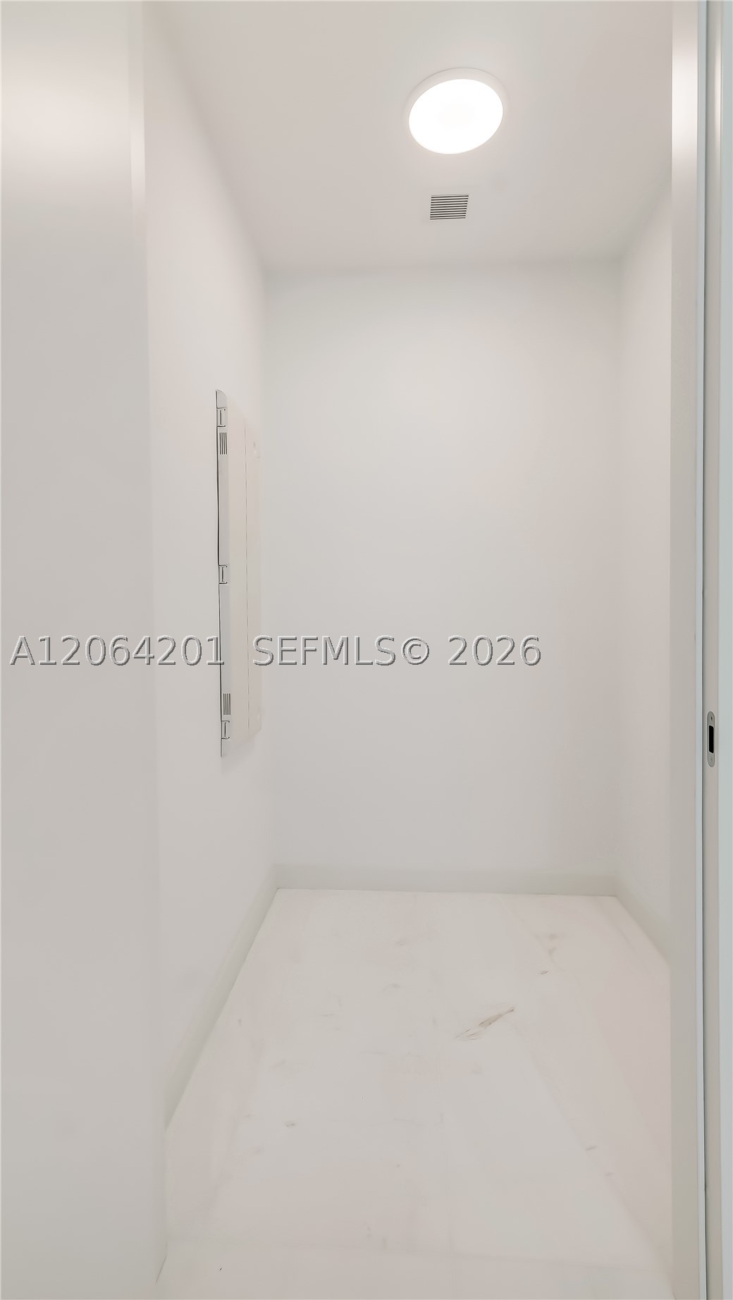 image Aston Martin Residences18