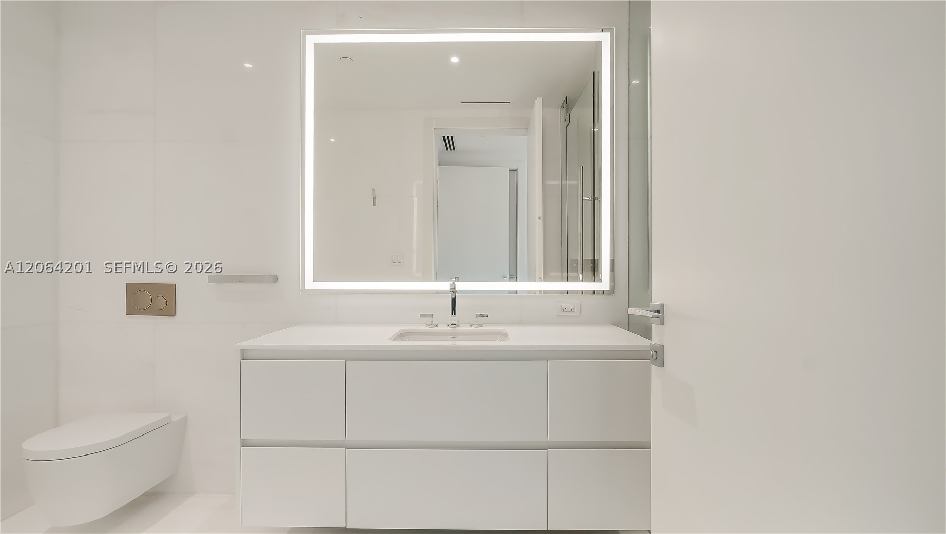 image Aston Martin Residences21