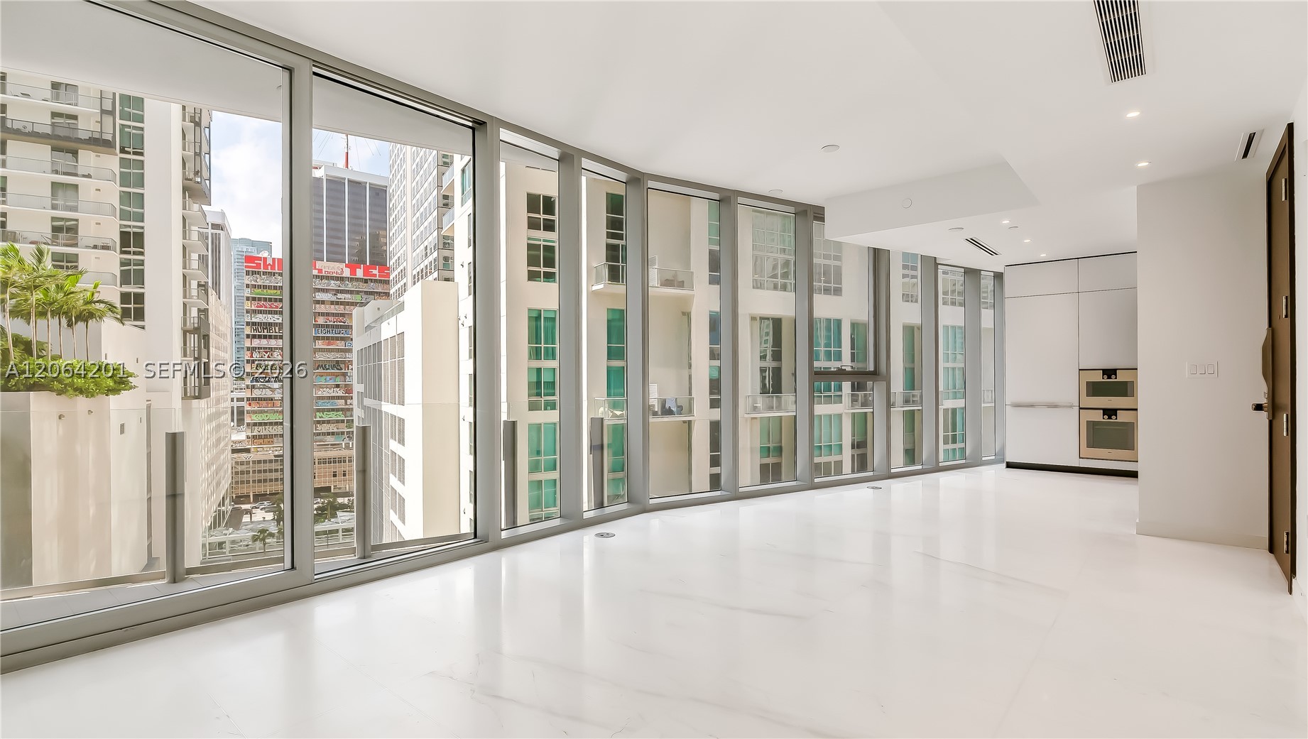 image Aston Martin Residences29