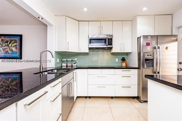 2081 S Ocean Dr #411