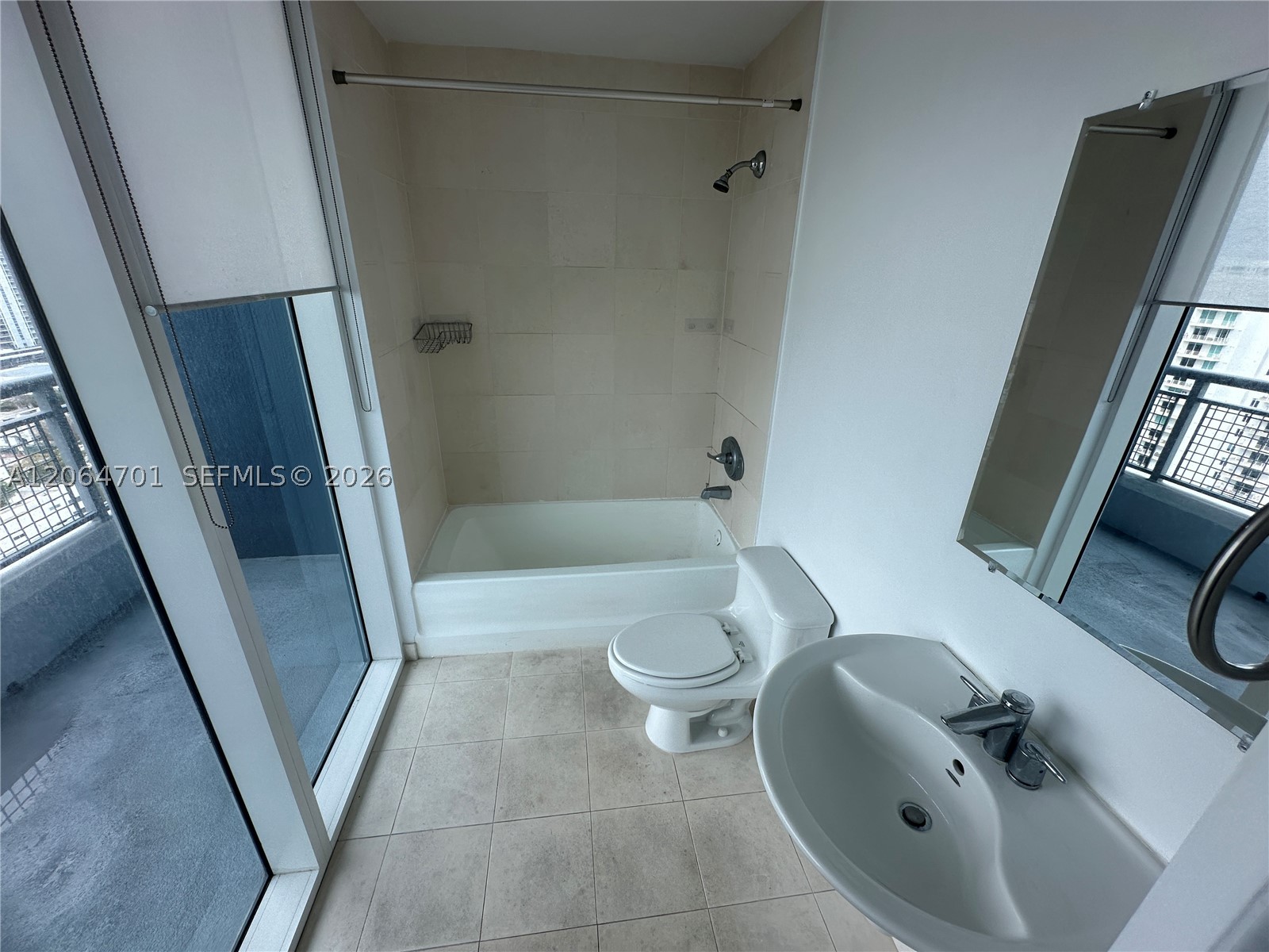 image Infinity at Brickell16