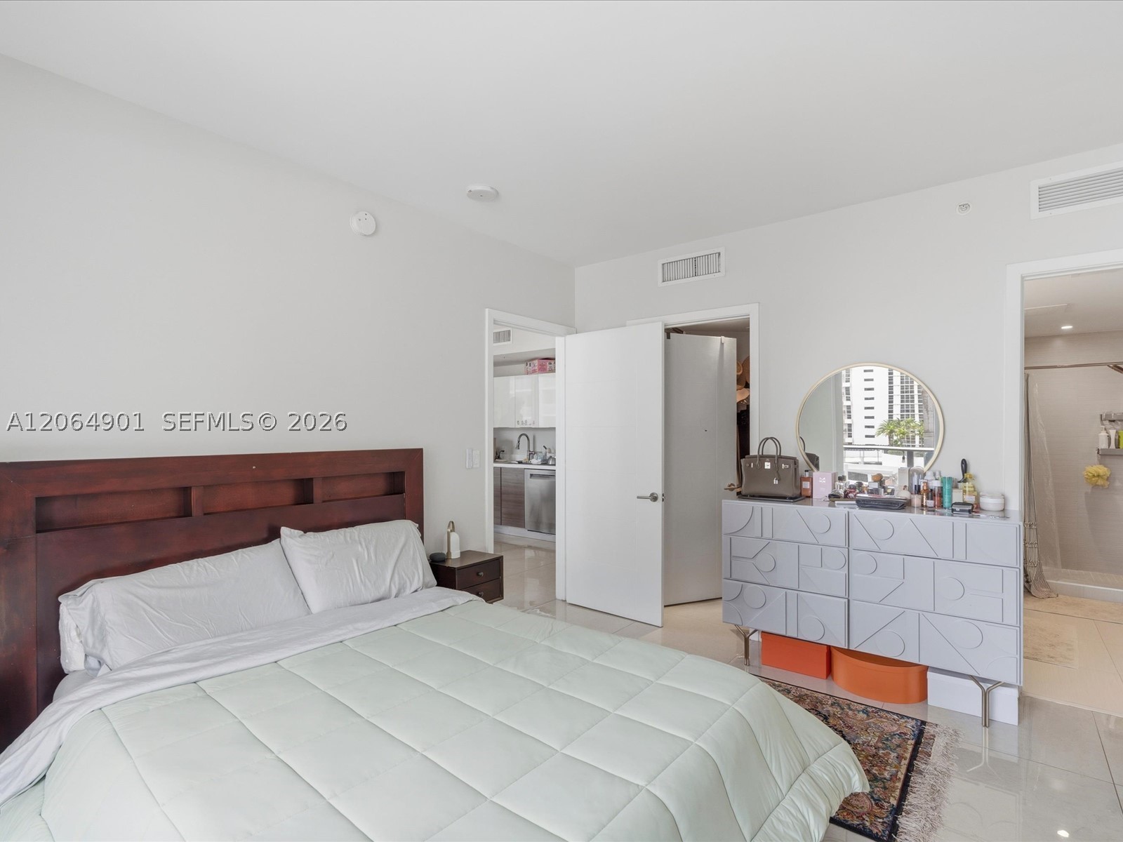 image Brickell Ten14