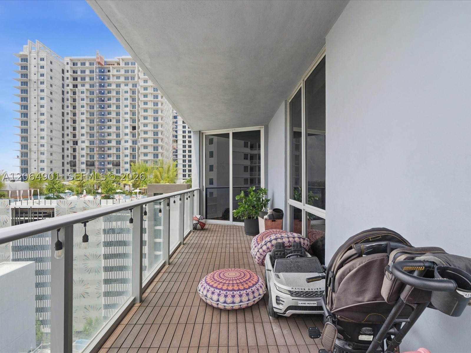 image Brickell Ten25