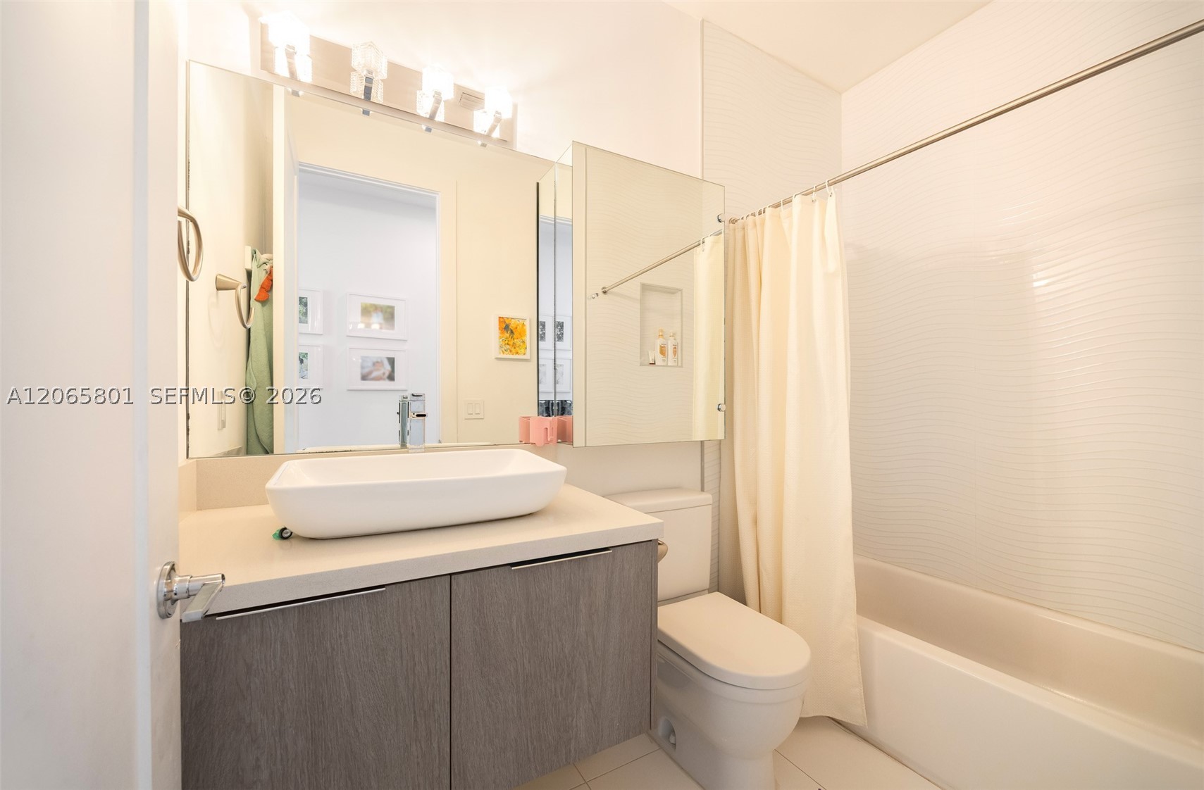 2938 Catalina St Coconut Grove, FL 33133