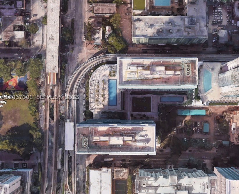 image Axis on Brickell South18