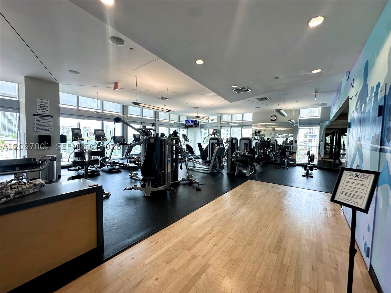 image Axis on Brickell South26