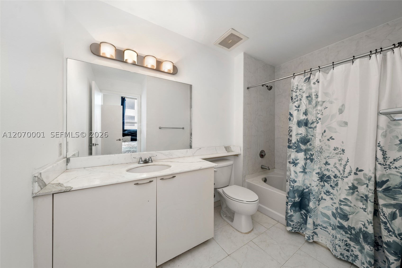 image Loft Downtown I16
