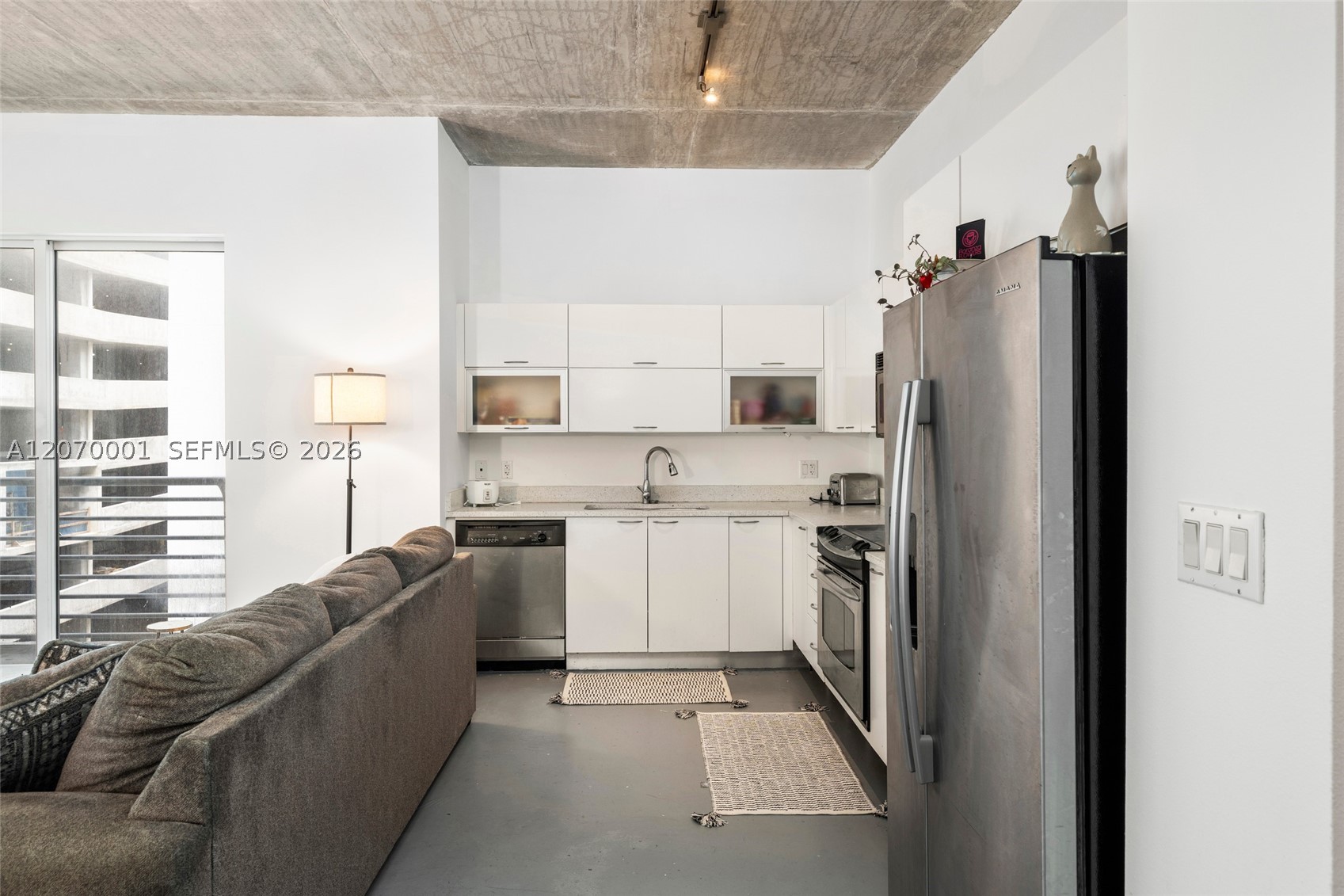 image Loft Downtown I4