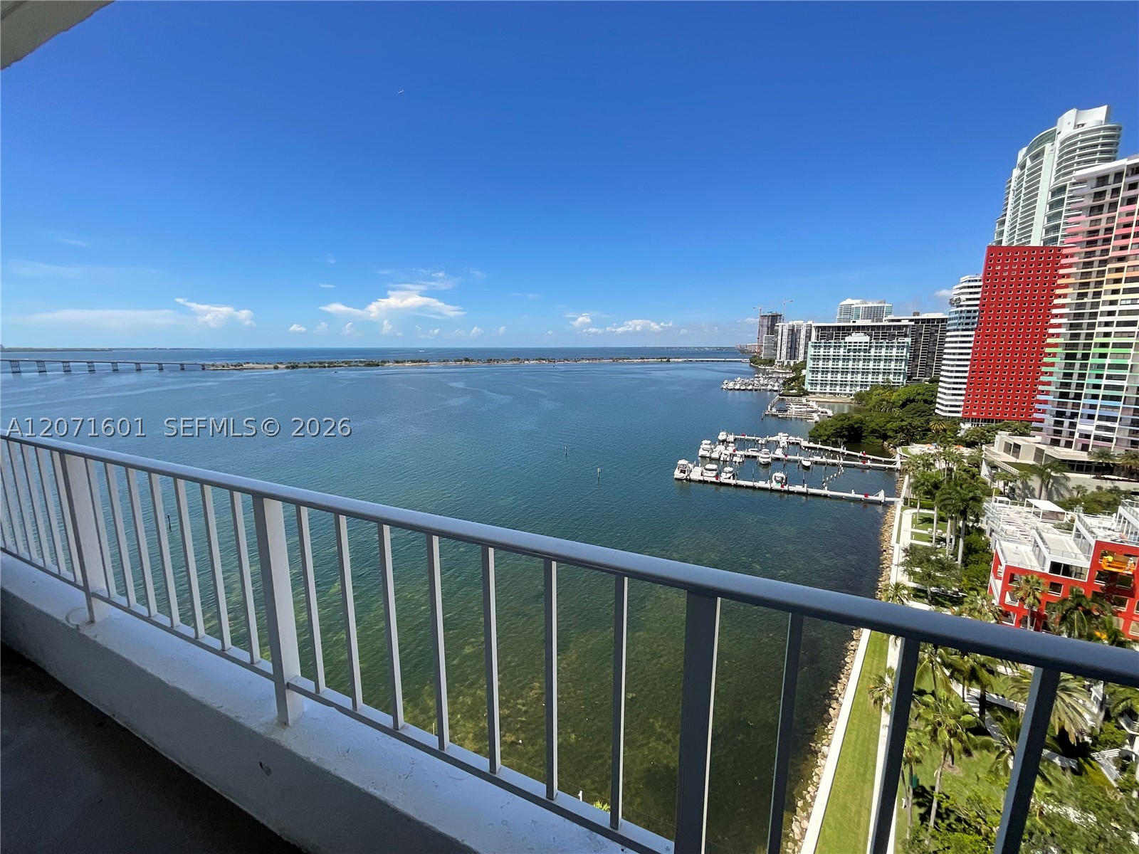 image Brickell Harbour1