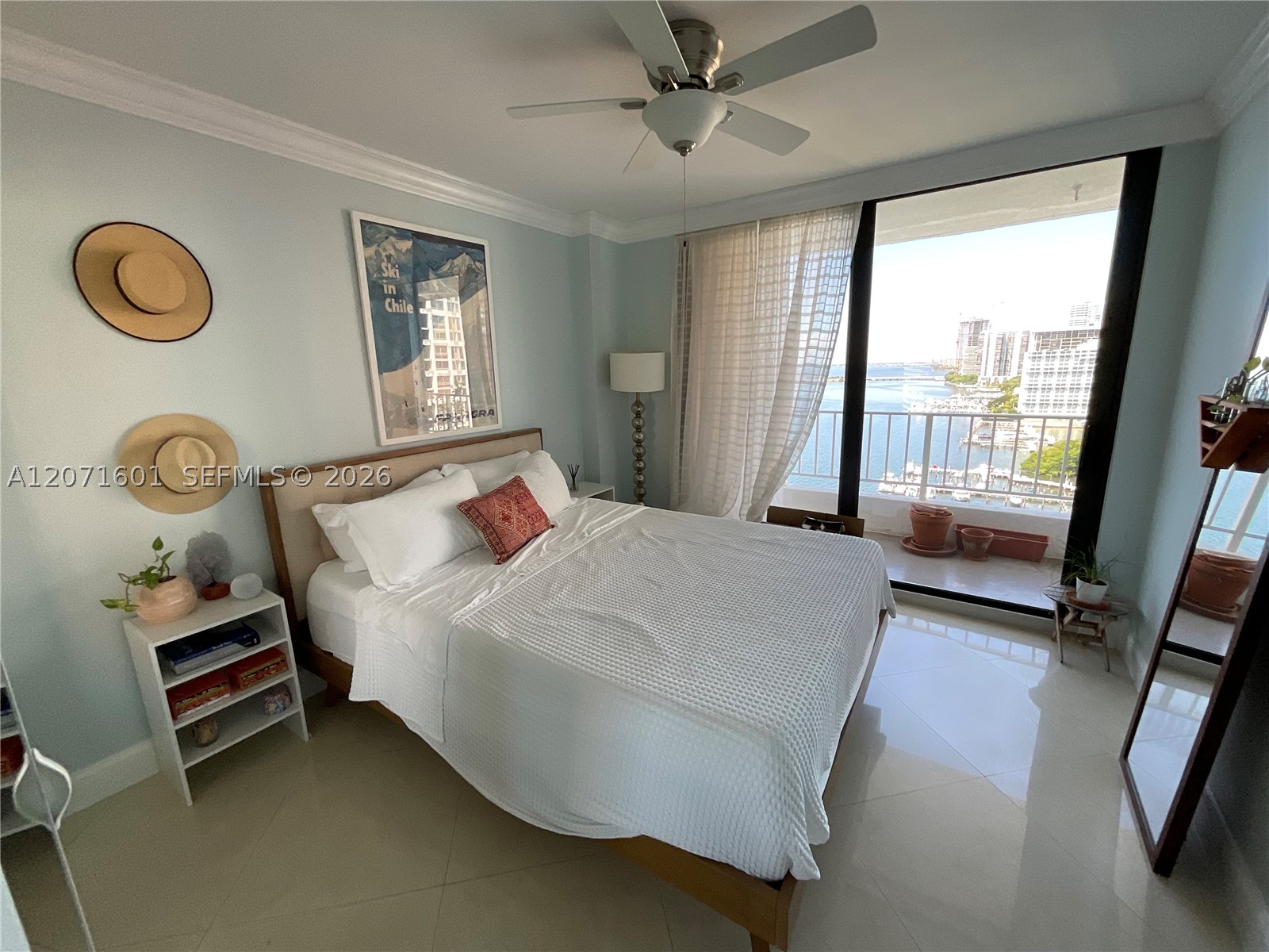 image Brickell Harbour25