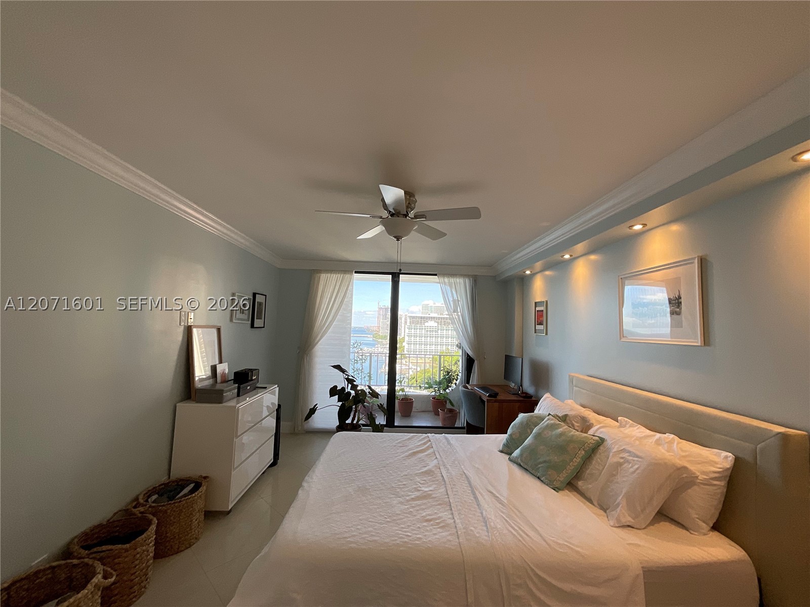 image Brickell Harbour34