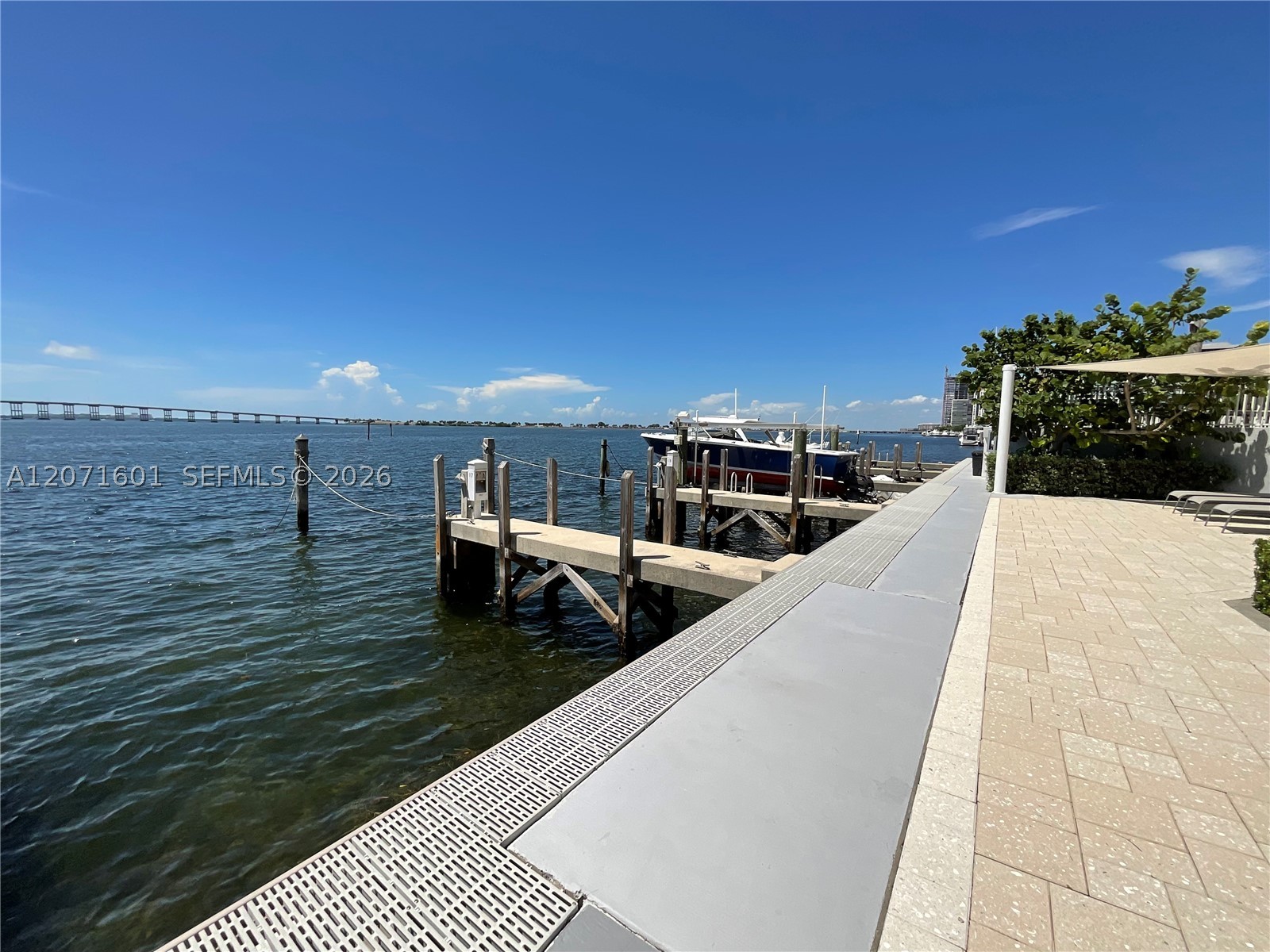 image Brickell Harbour55
