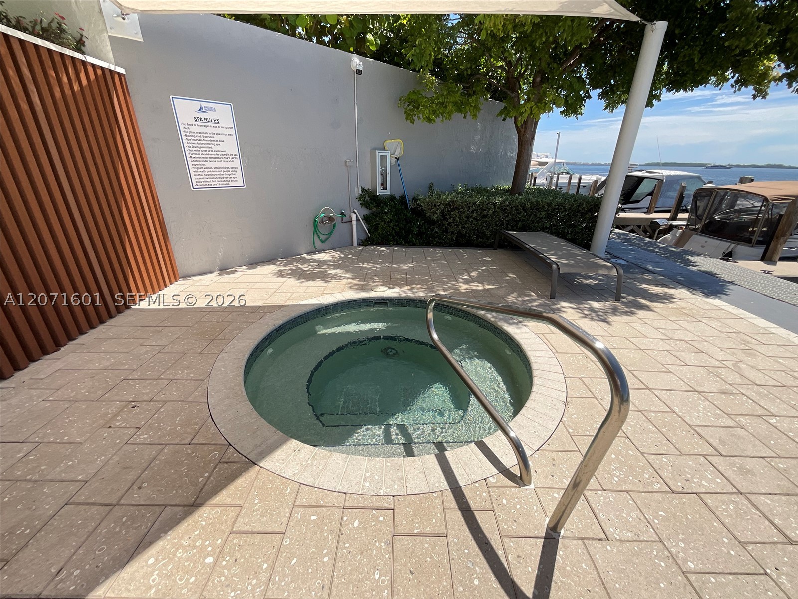 image Brickell Harbour56