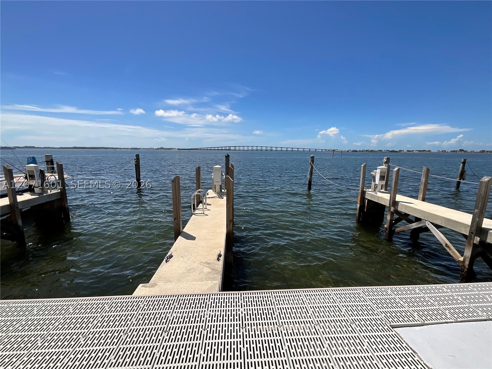 image Brickell Harbour61