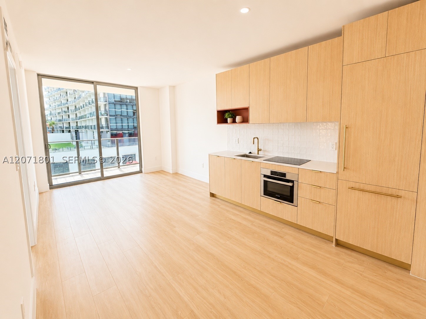 90 NE 32nd St #709 Miami, FL 33127