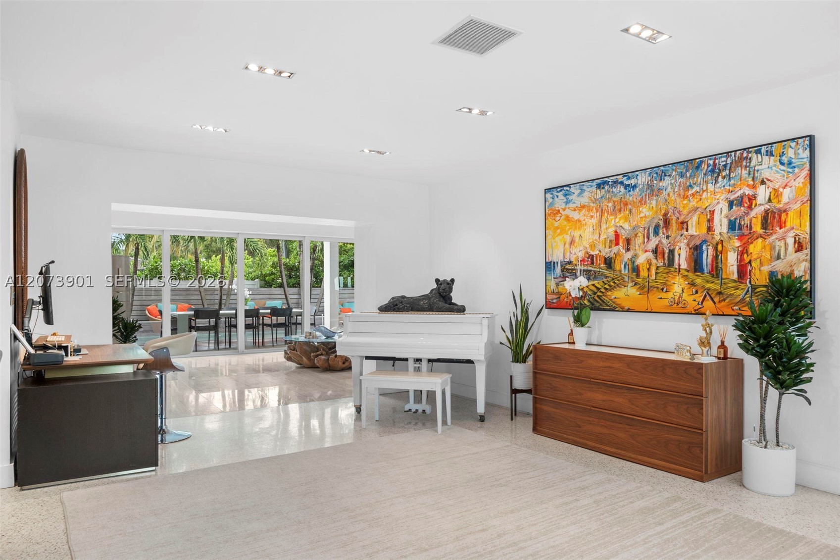 265 Fairway Dr Miami Beach, FL 33141