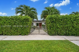 265 Fairway Dr Miami Beach, FL 33141