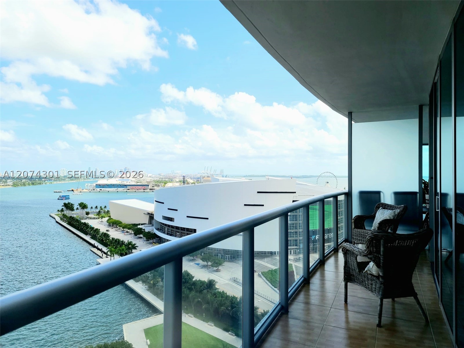 888 Biscayne Blvd #1610
